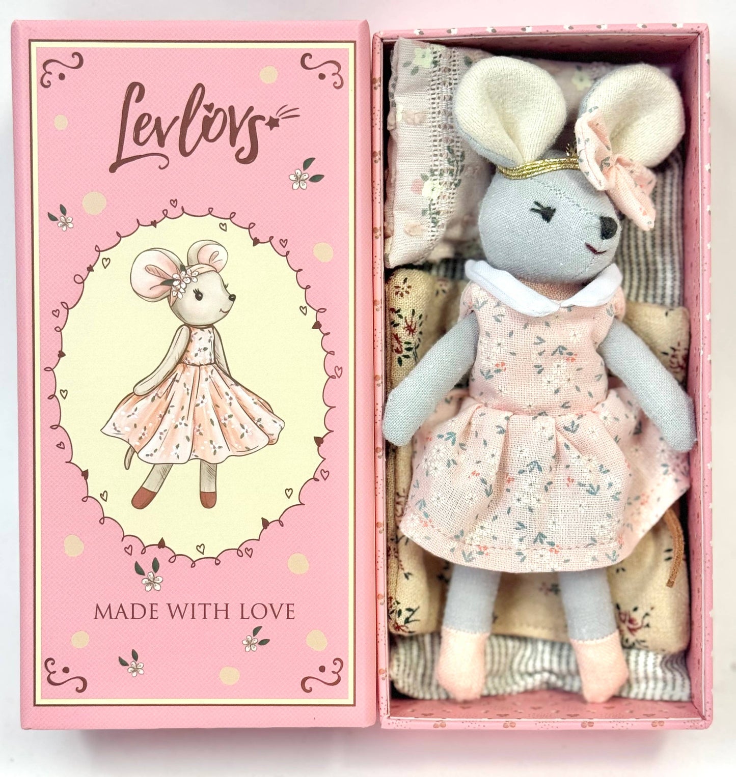 Sherry Blossom Mouse in a Box