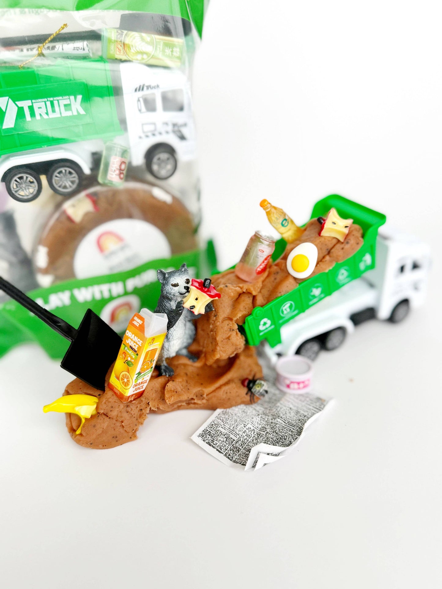 Garbage (Root Beer) KidDough Play Kit - Earth Grown KidDoughs (KidDoughs by EGKD)