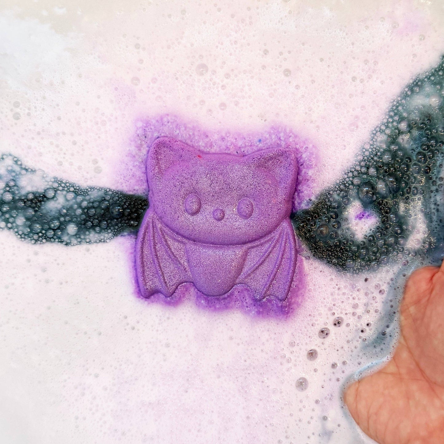 Midnight Bat Prize Bath Bomb