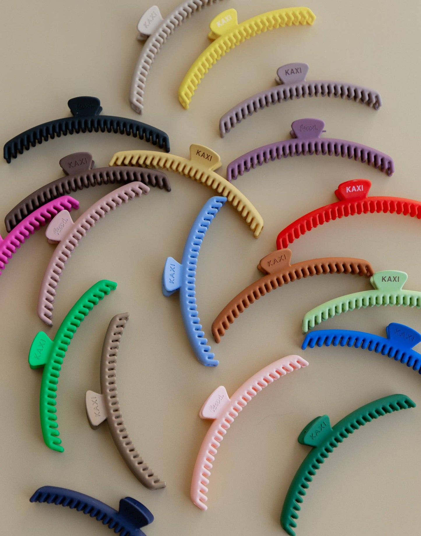 MATTE ORIGINAL HOLD EVERYTHING CLAW : DUSTY BLUE