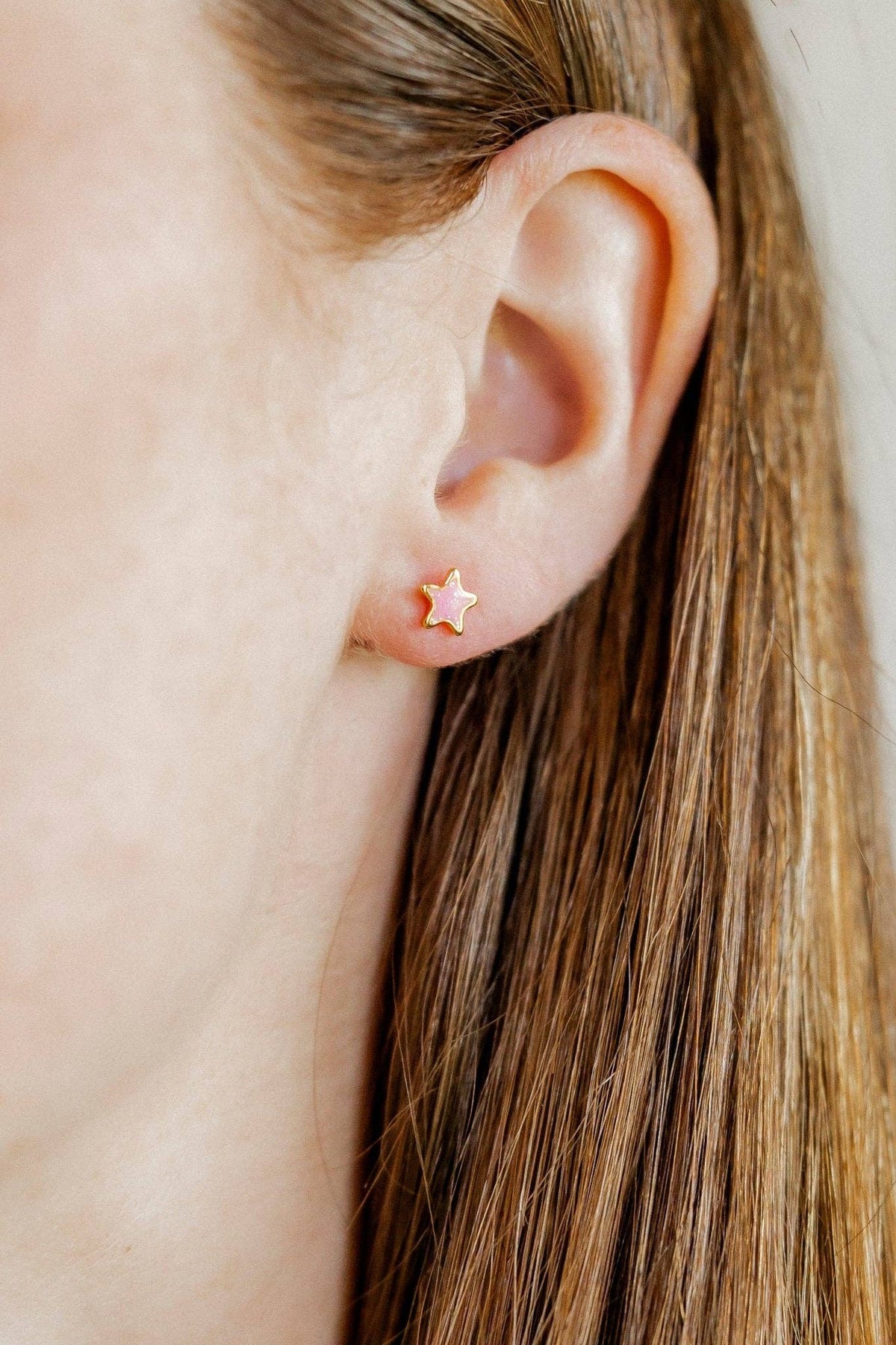 Screwback Stud Earrings - Nora Star Pink