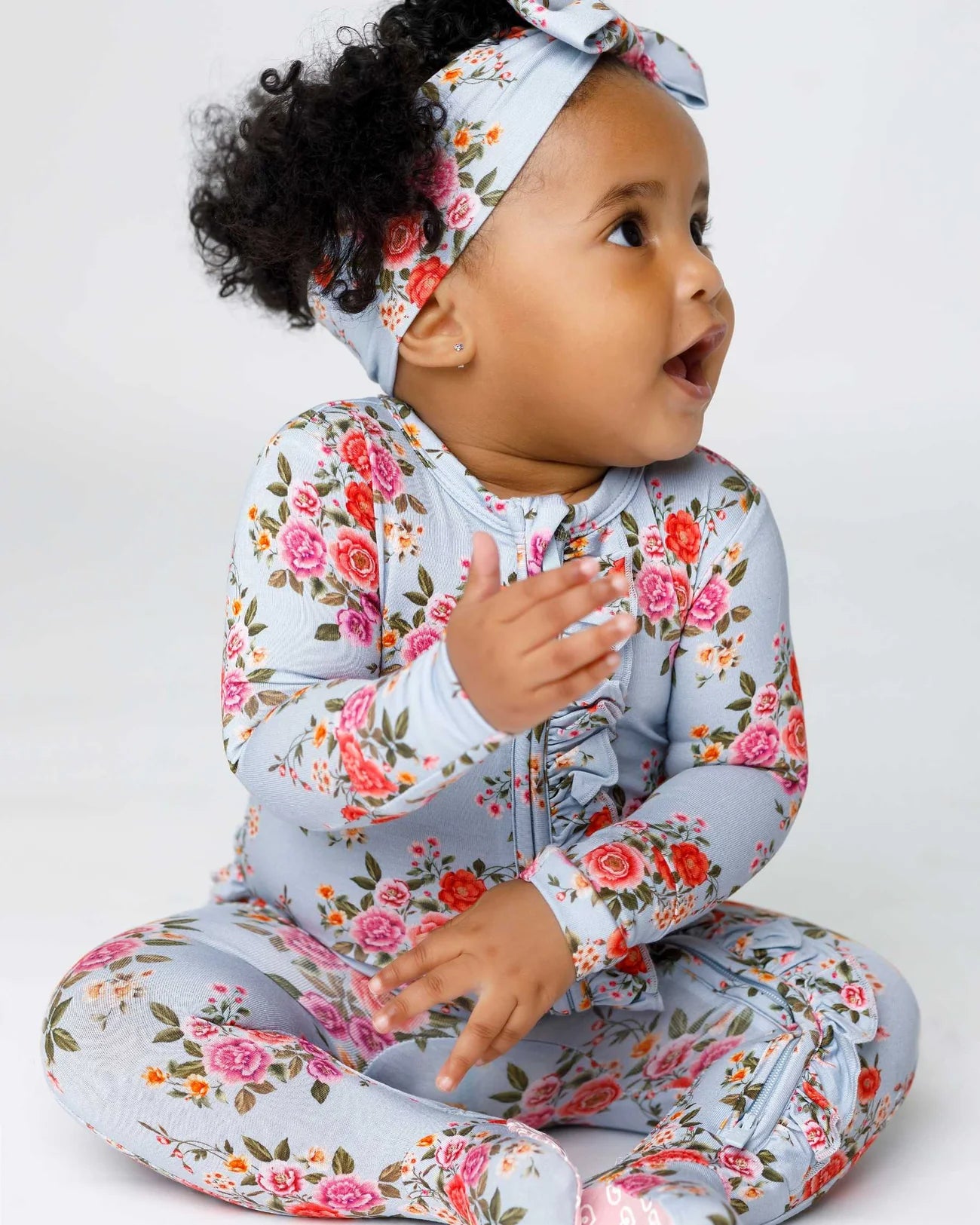 Quinn Ruffled Zippered Footie - Lev Baby