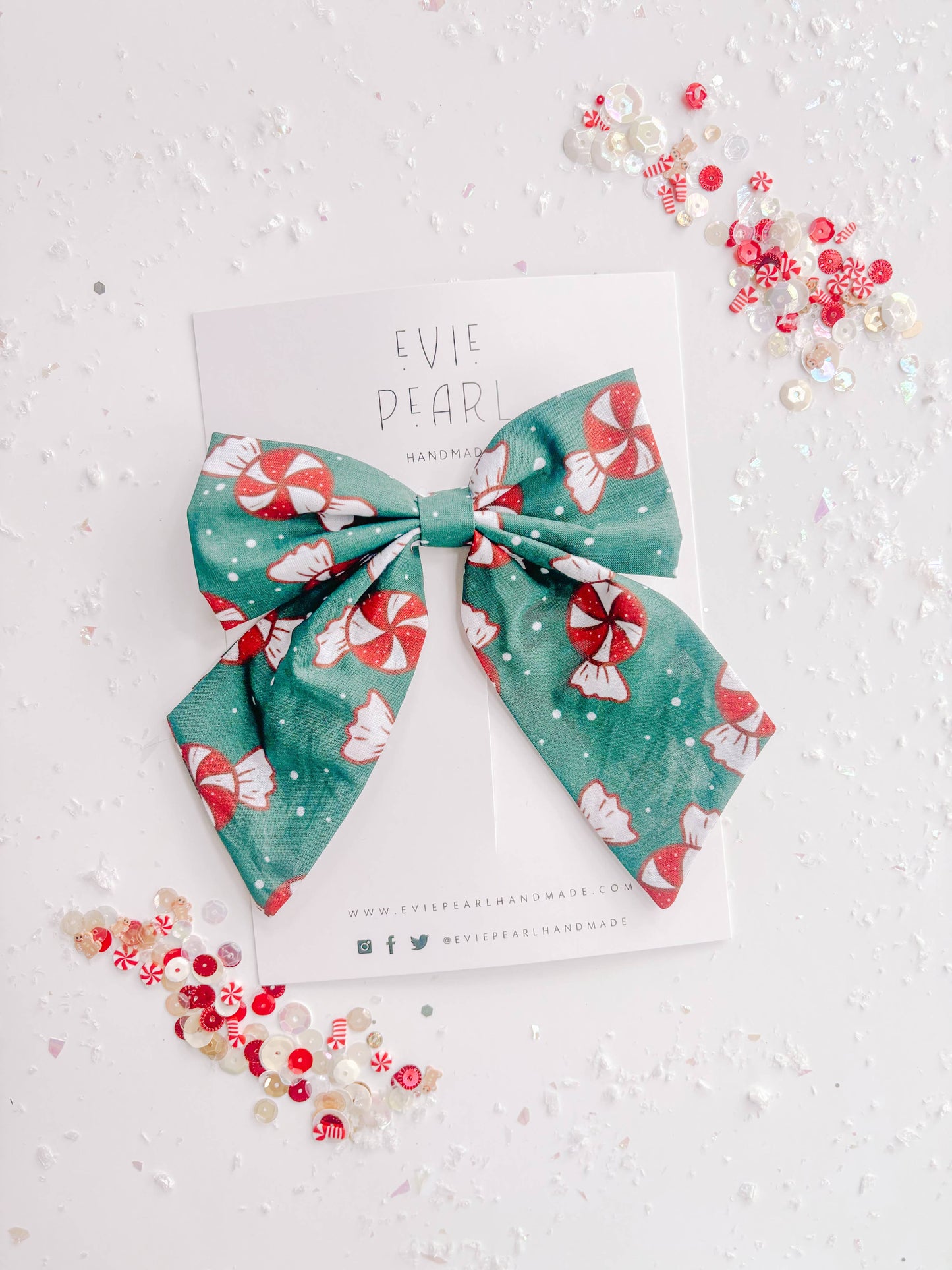 Green Peppermint Medium Sailor Bow