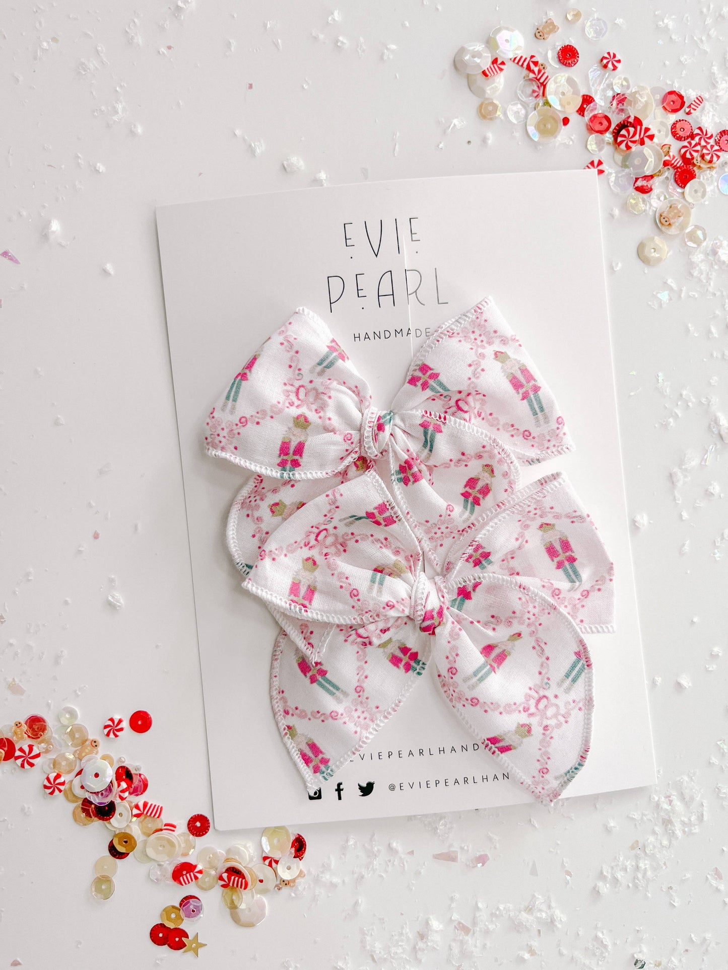White Nutcracker Bow: Small Pigtails