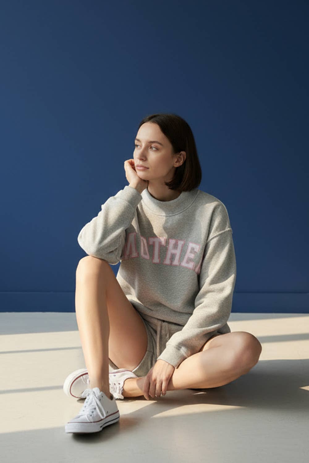'MOTHER' Embroidered Mock Neck Sweatshirt : GREY/PINK