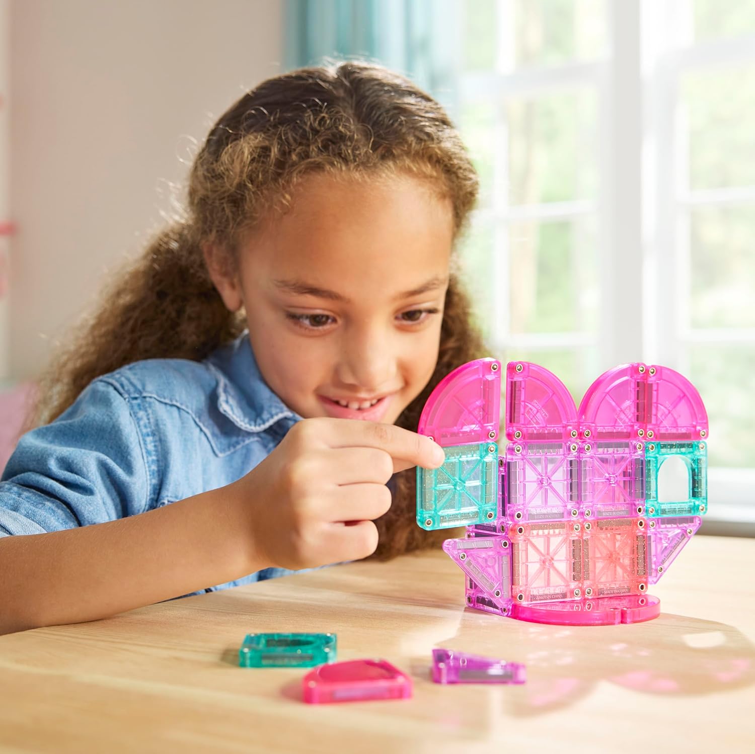 Magna-Tiles microMAGS 26-Piece Heart to Heart Travel Set - magnatiles