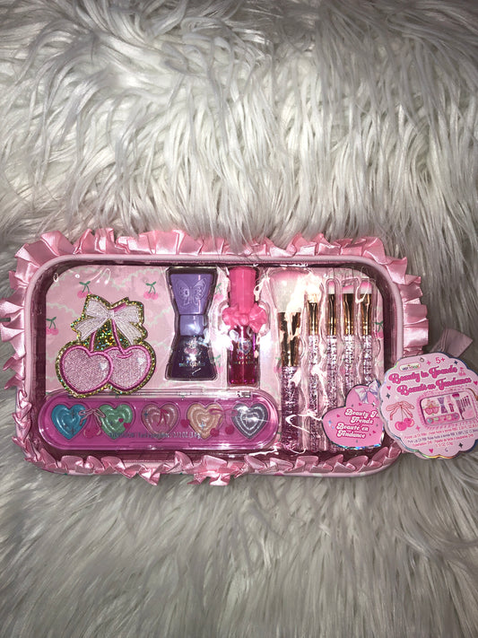 Beauty In Trendz - Cherry - Hot Focus