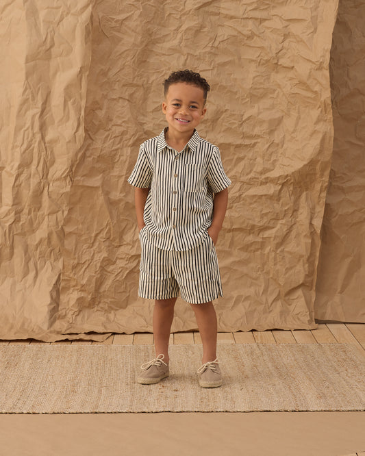 Collared Short Sleeve Shirt || Wavy Stripe