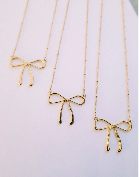 Bella Bow Necklace