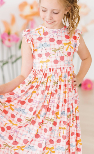 Retro Picnic Flutter Sleeve Twirl Dress