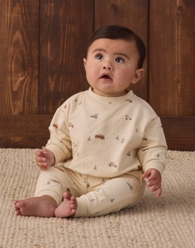Relaxed Fleece Sweatpant || Holiday Drive - Quincy Mae
