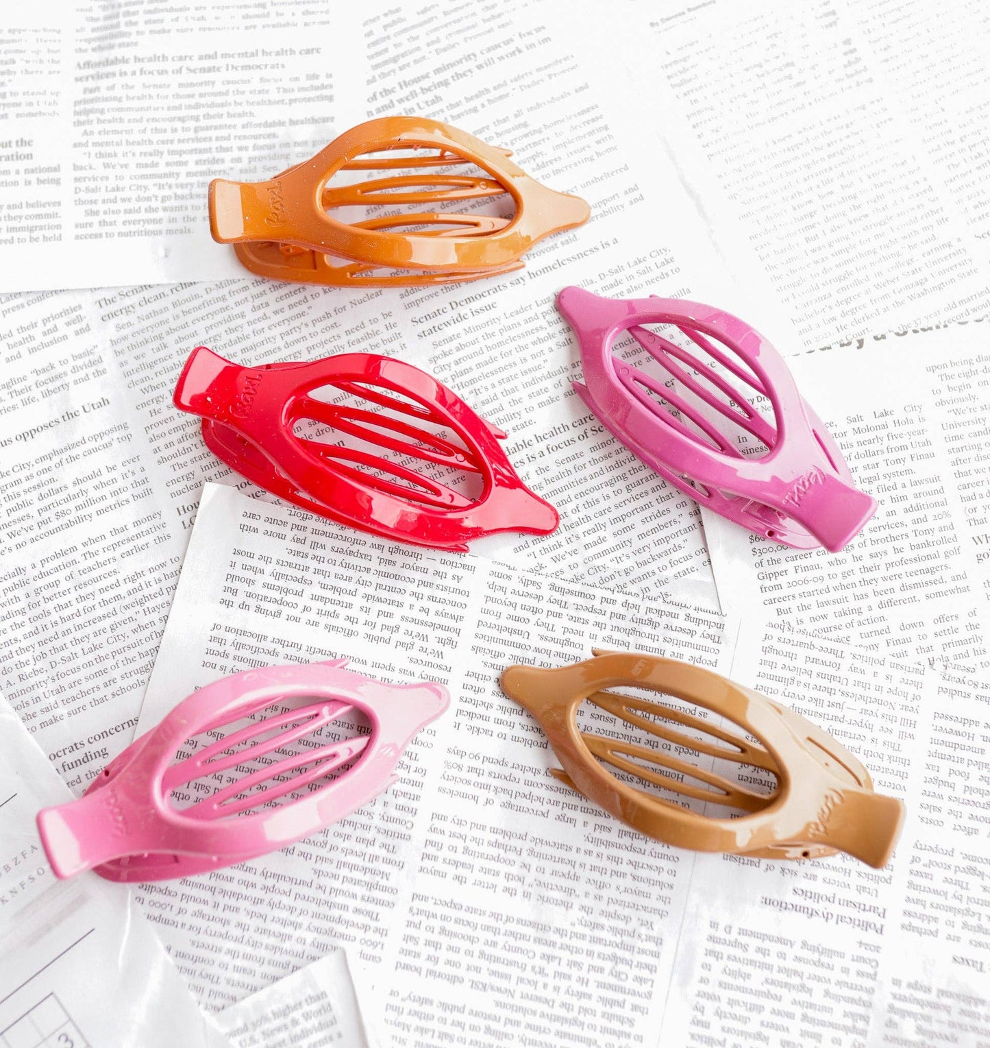 KAXI LAY DOWN CLAW 2.0: SHINY COW PRINT