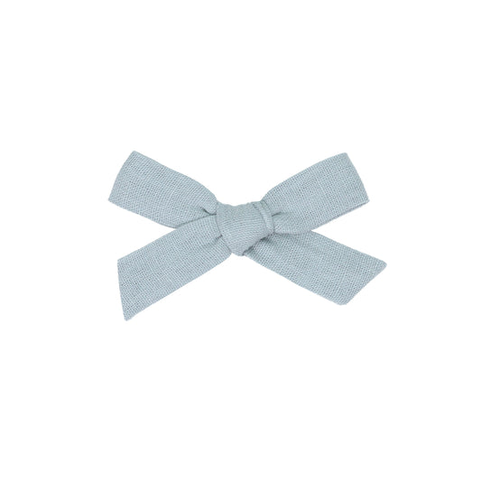 Classic Bow - Dove Petite Clip - Alligator Clip