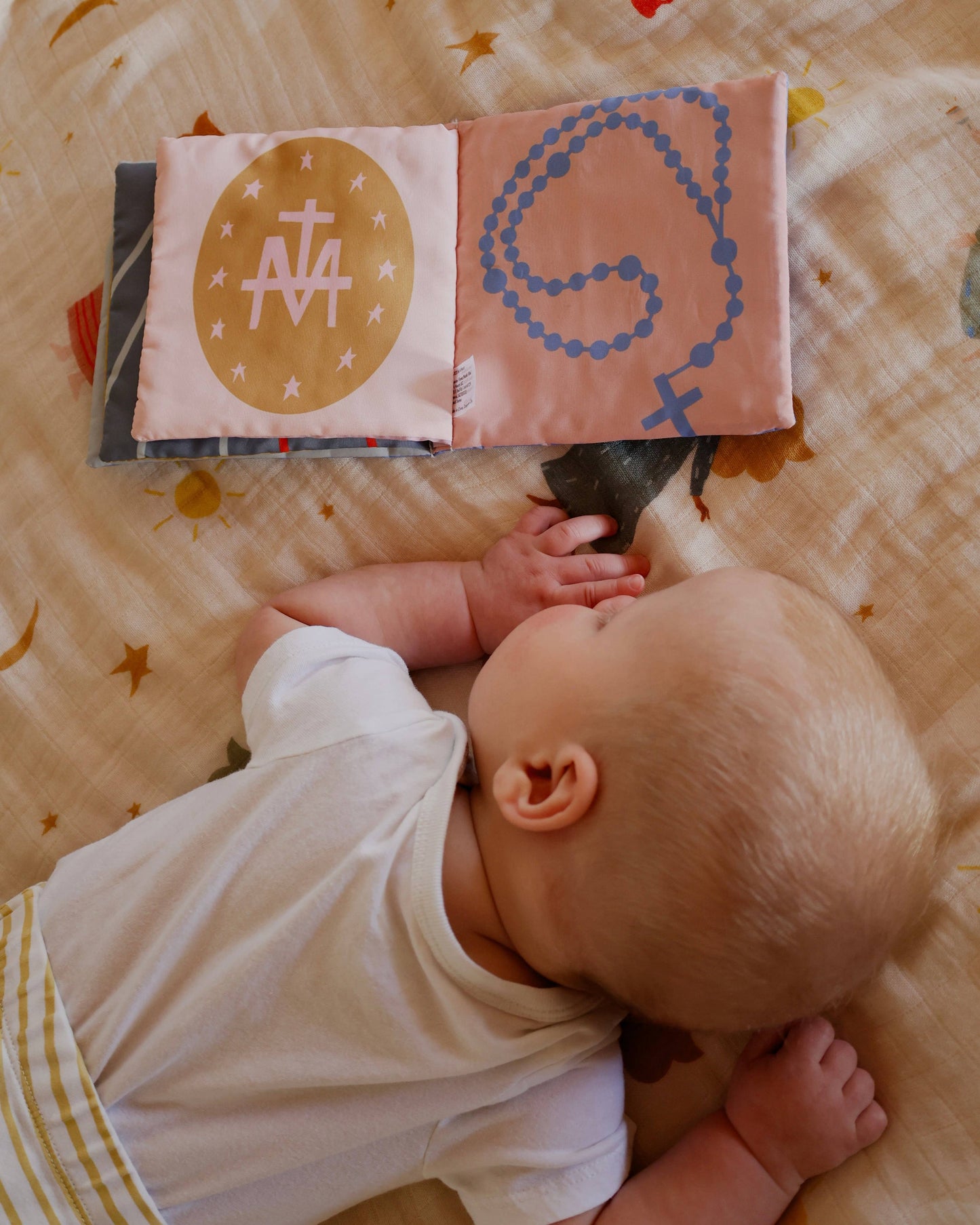 Baby's First Devotional Crinkle Book: Baby's First Devotional